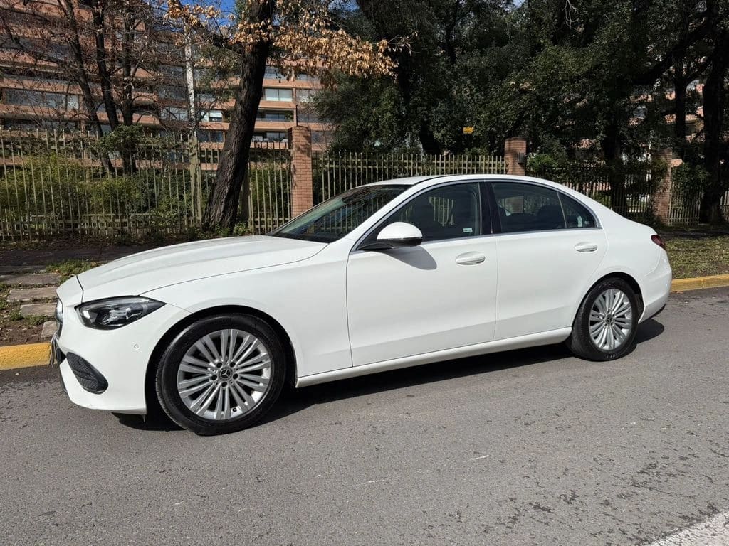 Mercedes-Benz C 180 1.6 4x2 At 4p año 2022