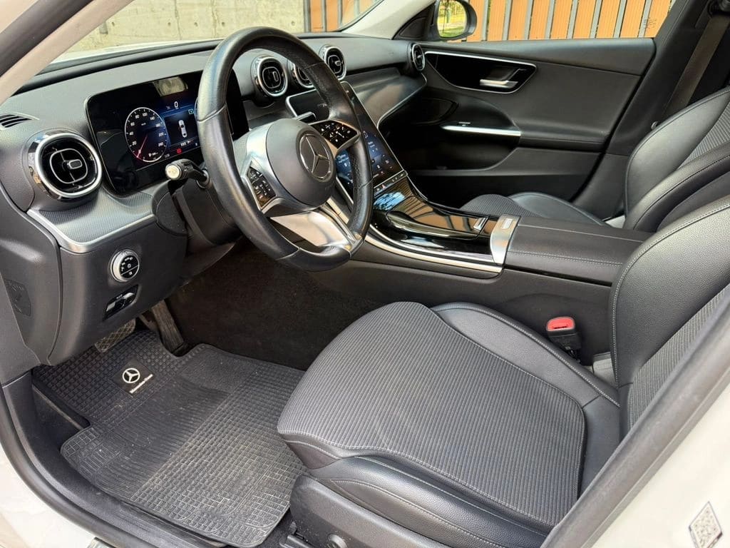 Mercedes-Benz C 180 1.6 4x2 At 4p año 2022