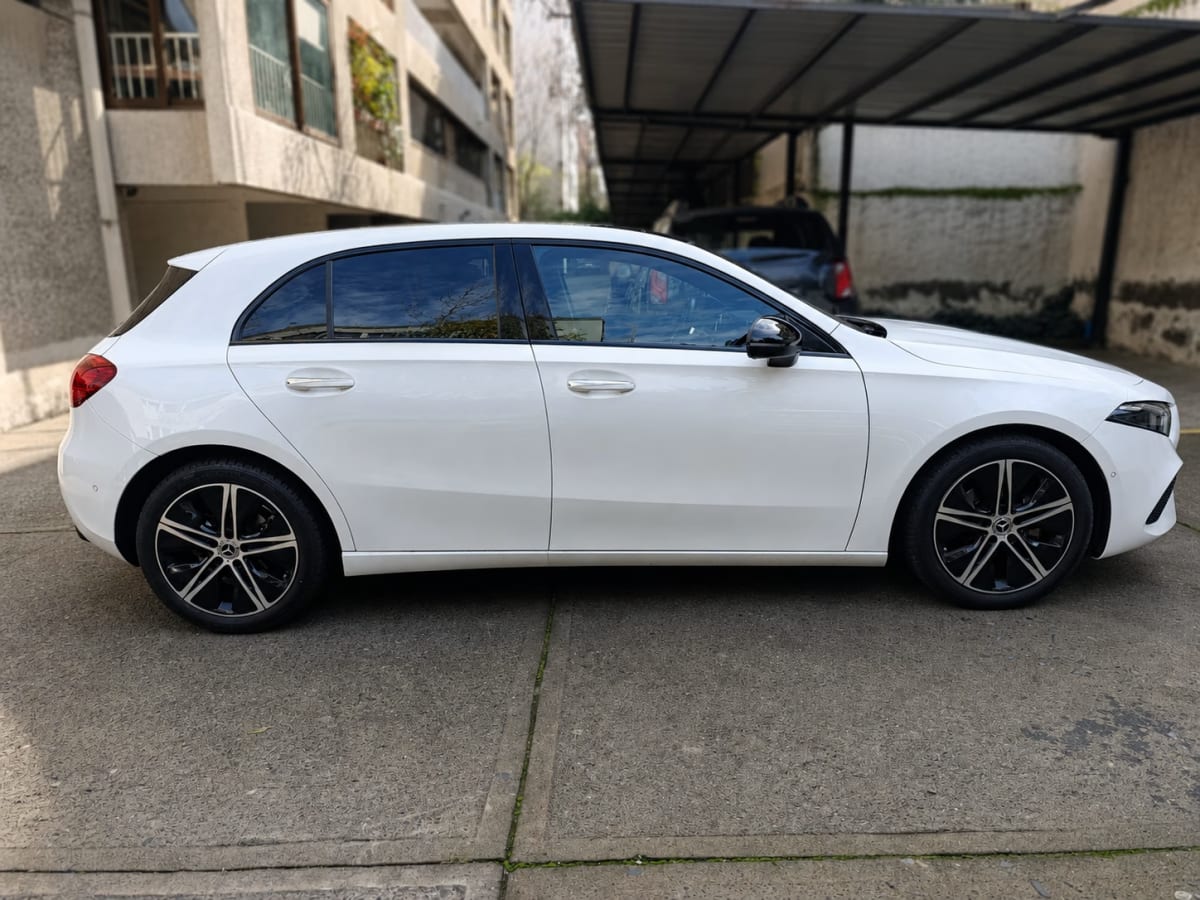 Mercedes-Benz A200 Progressive año 2025