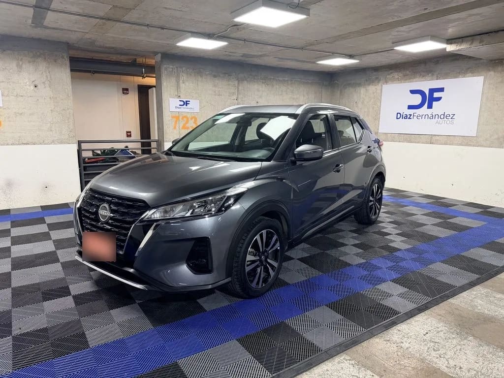 Nissan Kicks Advance año 2023