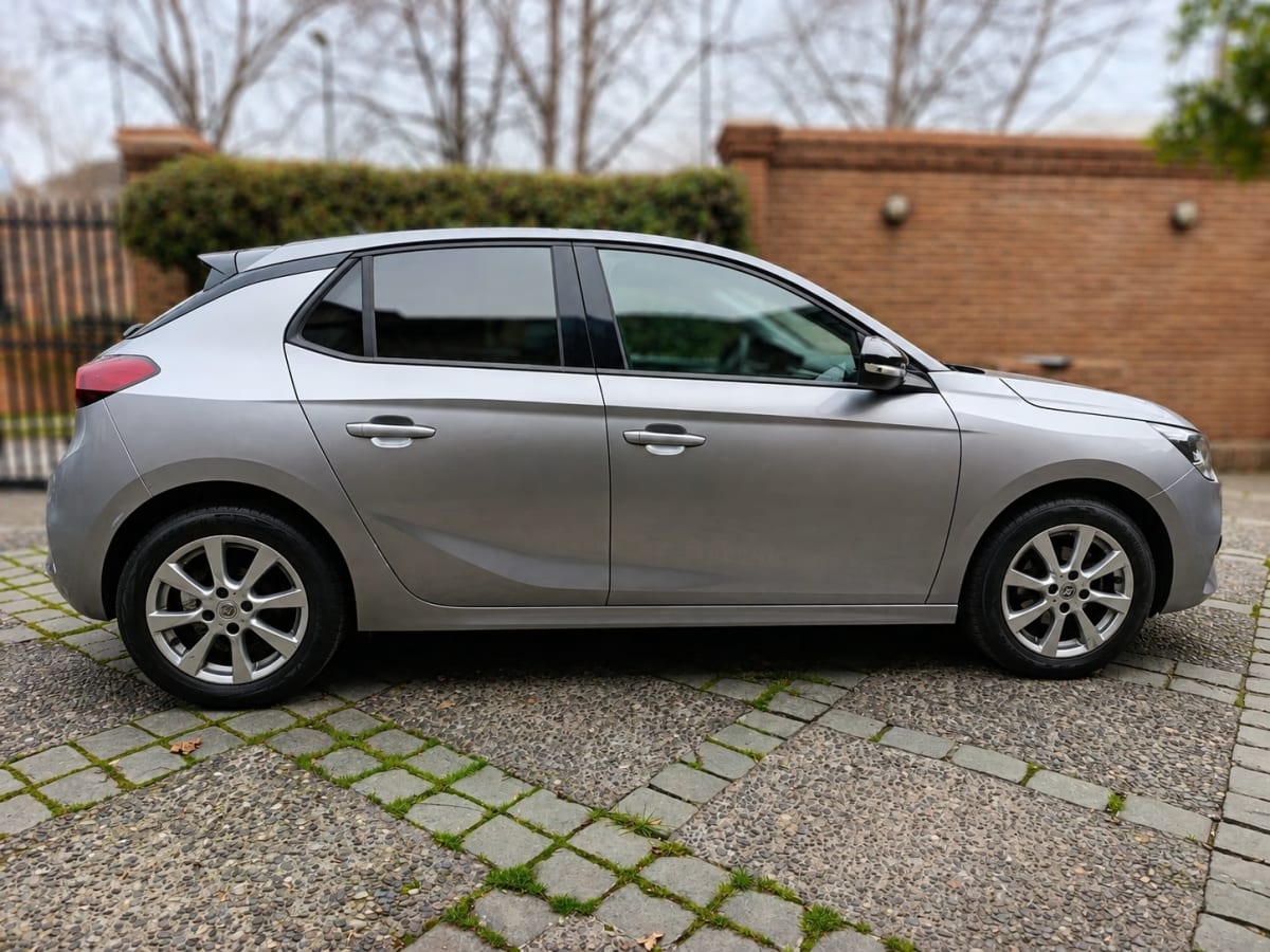 Opel Corsa Mt 5 año 2021