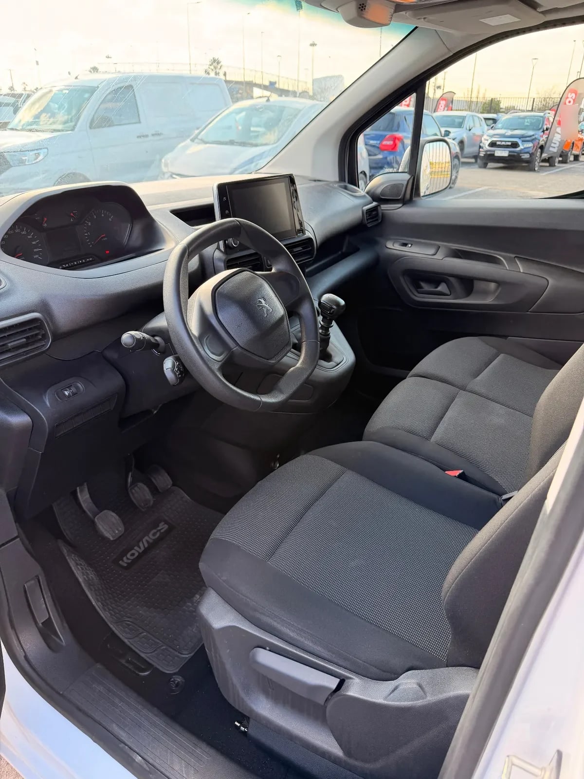 PEUGEOT PARTNER 1.5 L1 Bluehdi 100 Mt Diesel año 2024