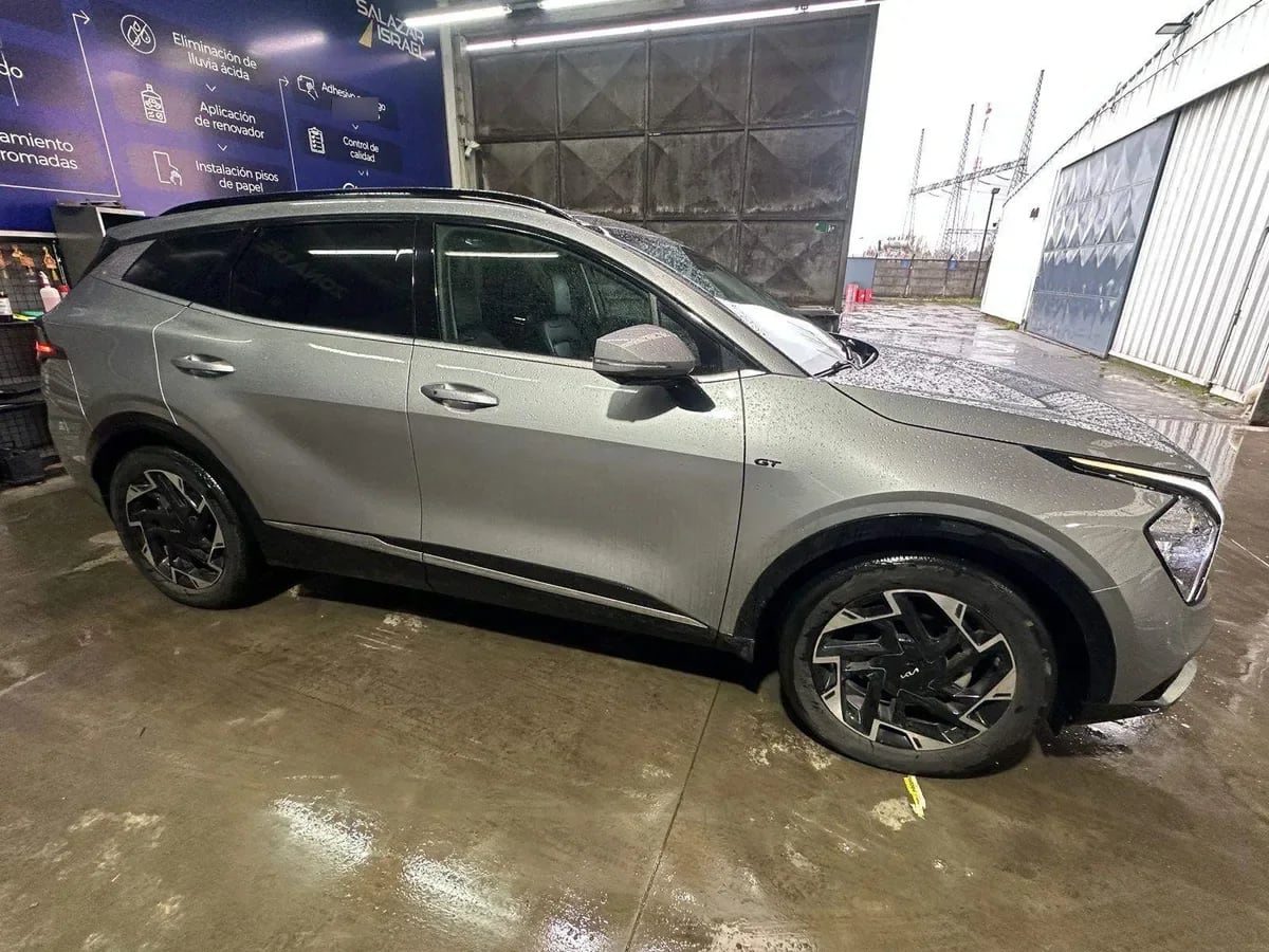 Kia Sportage 2.0 Ex Dies Awd 8at 5p año 2023