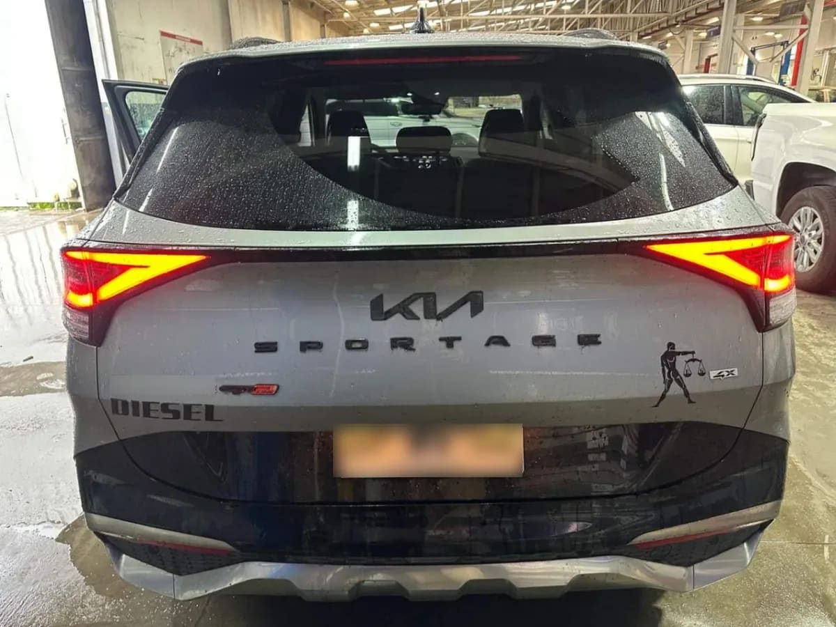 Kia Sportage 2.0 Ex Dies Awd 8at 5p año 2023