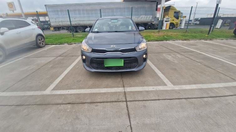 Kia Rio 5 1.4 Ex 4x2 Ac 6mt 5p año 2019