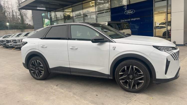 Peugeot 3008 1.2 Gt Mhev 4x2 136 Edct At 5p año 2025