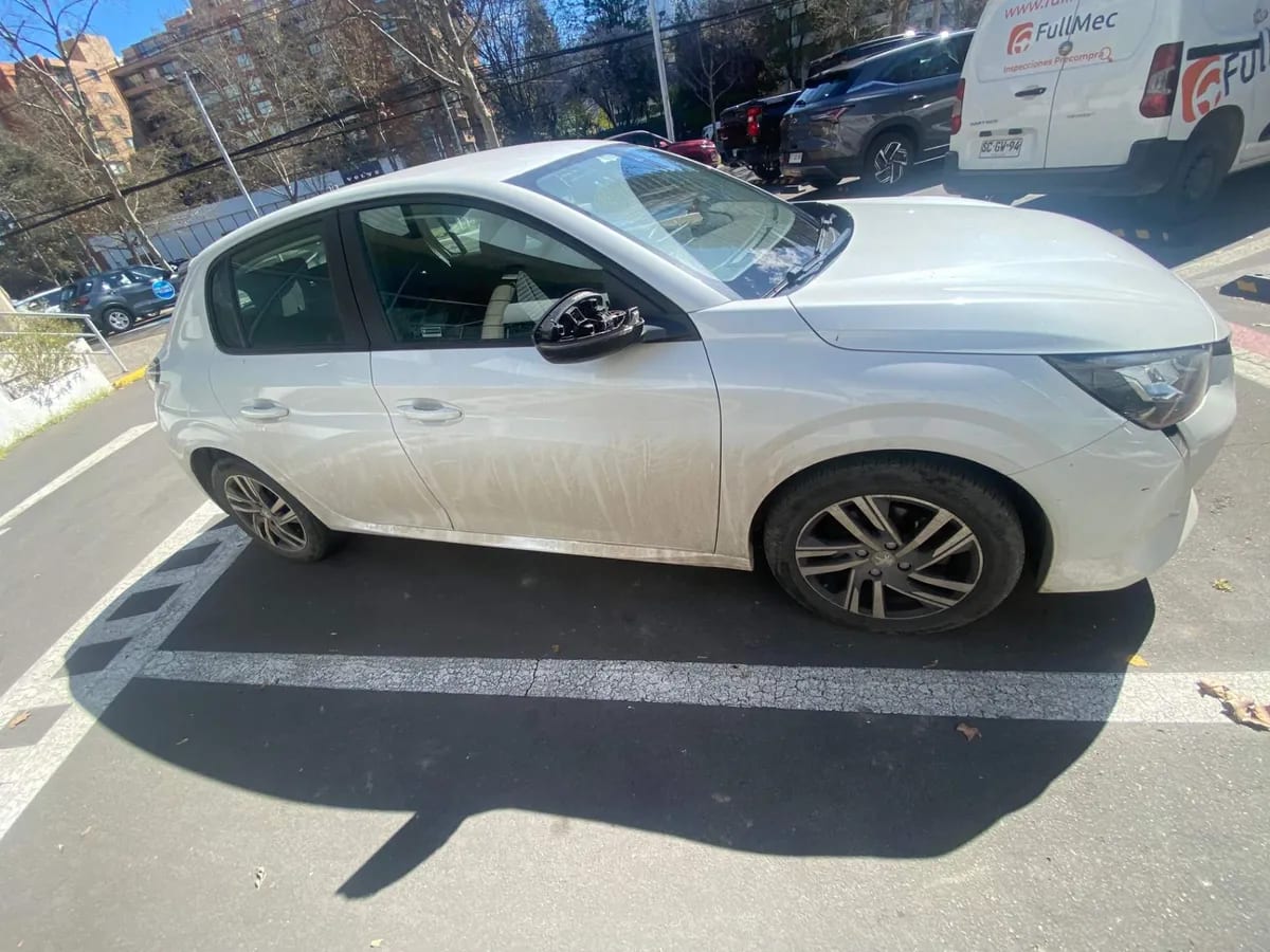 Peugeot 208 1.5 Premiere Blue Hdi Diesel 4x2 100 Mt 5p año 2021