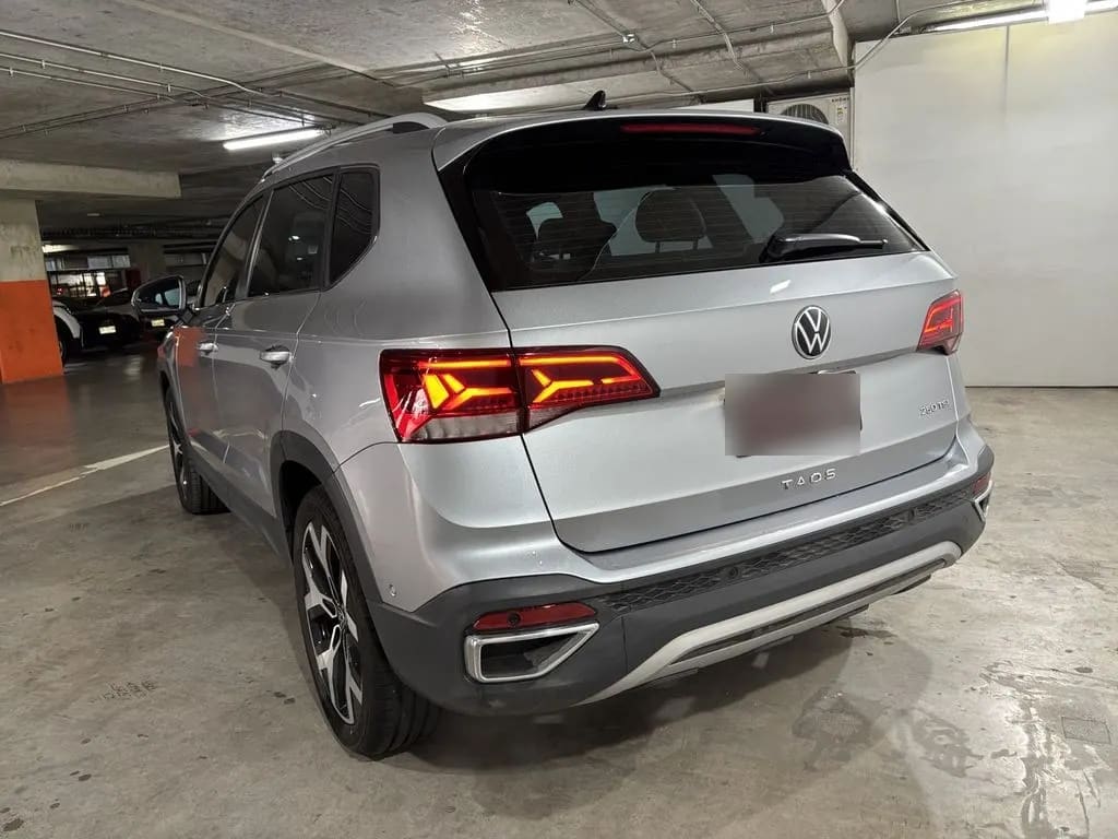 Volkswagen Taos Aut año 2025