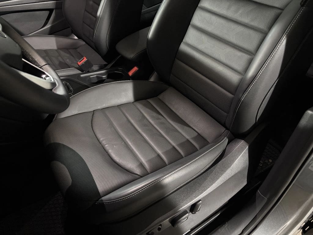 Volkswagen Taos Aut año 2025