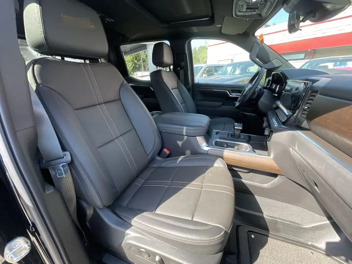 Chevrolet Silverado 3.0 High Country 4x4 At 4p año 2024