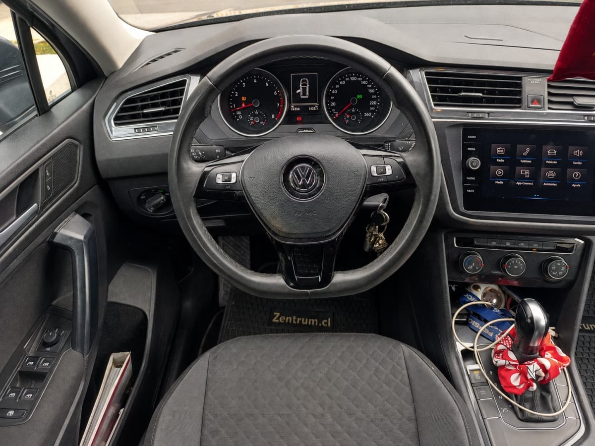 Volkswagen Tiguan Comfortline año 2021