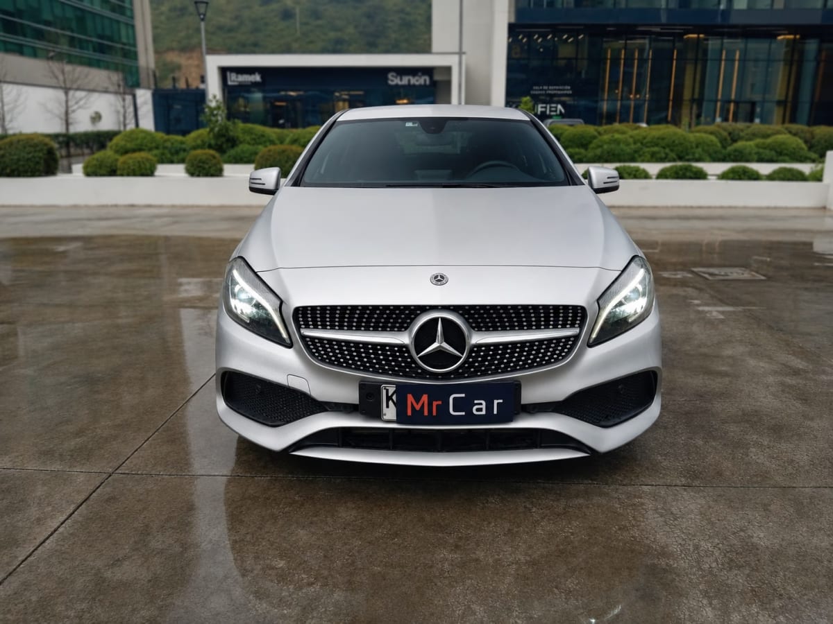 Mercedes-Benz A200 A 200 D año 2019