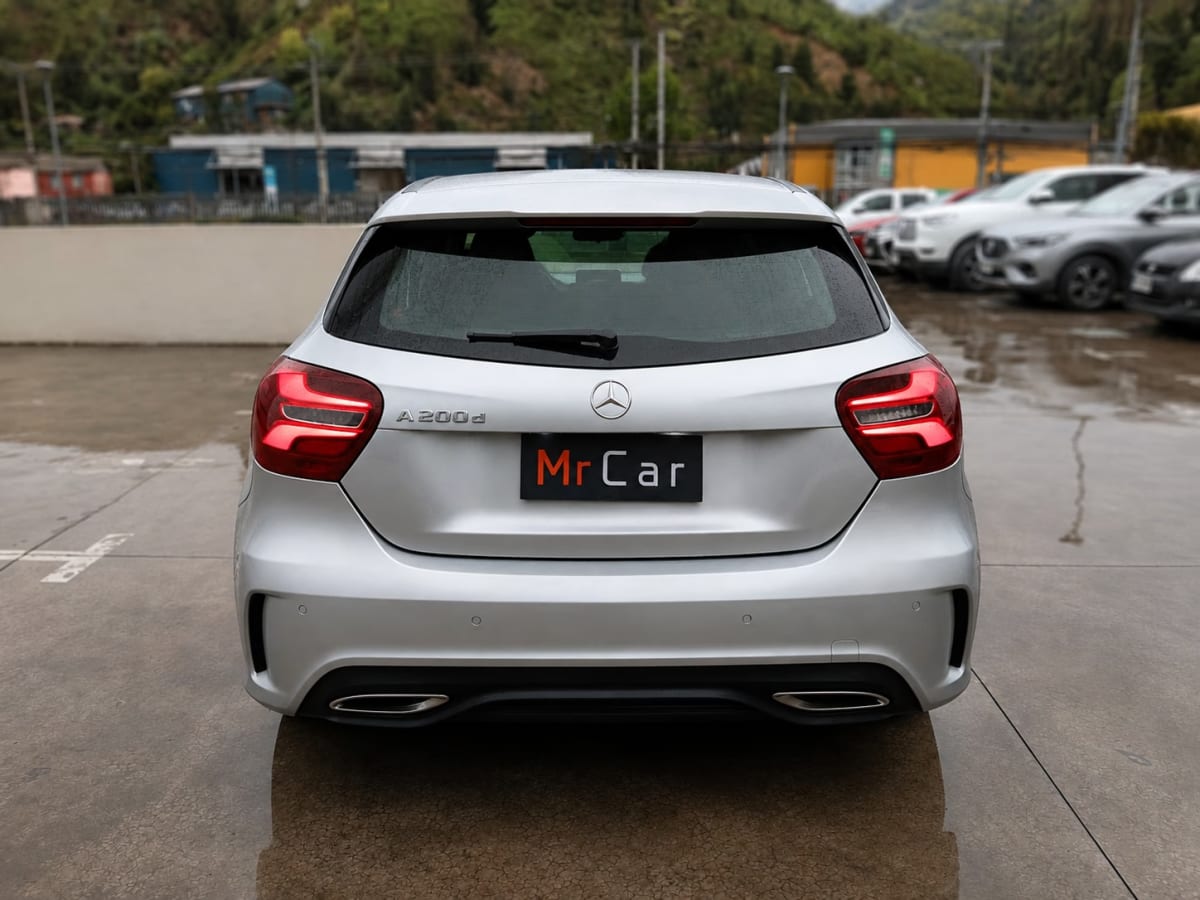 Mercedes-Benz A200 A 200 D año 2019
