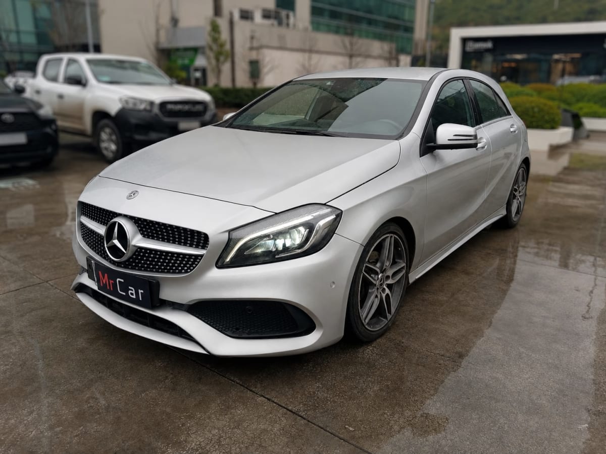 Mercedes-Benz A200 A 200 D año 2019
