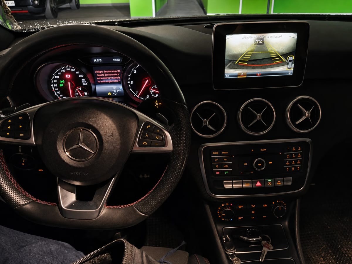 Mercedes-Benz A200 A 200 D año 2019