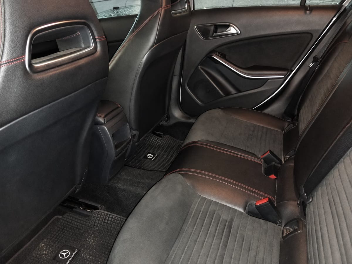 Mercedes-Benz A200 A 200 D año 2019