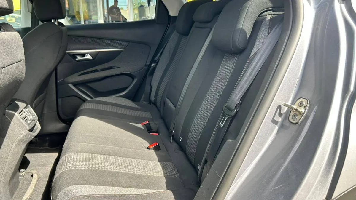Peugeot 3008 1.6 Active 4x2 Thp 165hp Eat6 5p año 2018