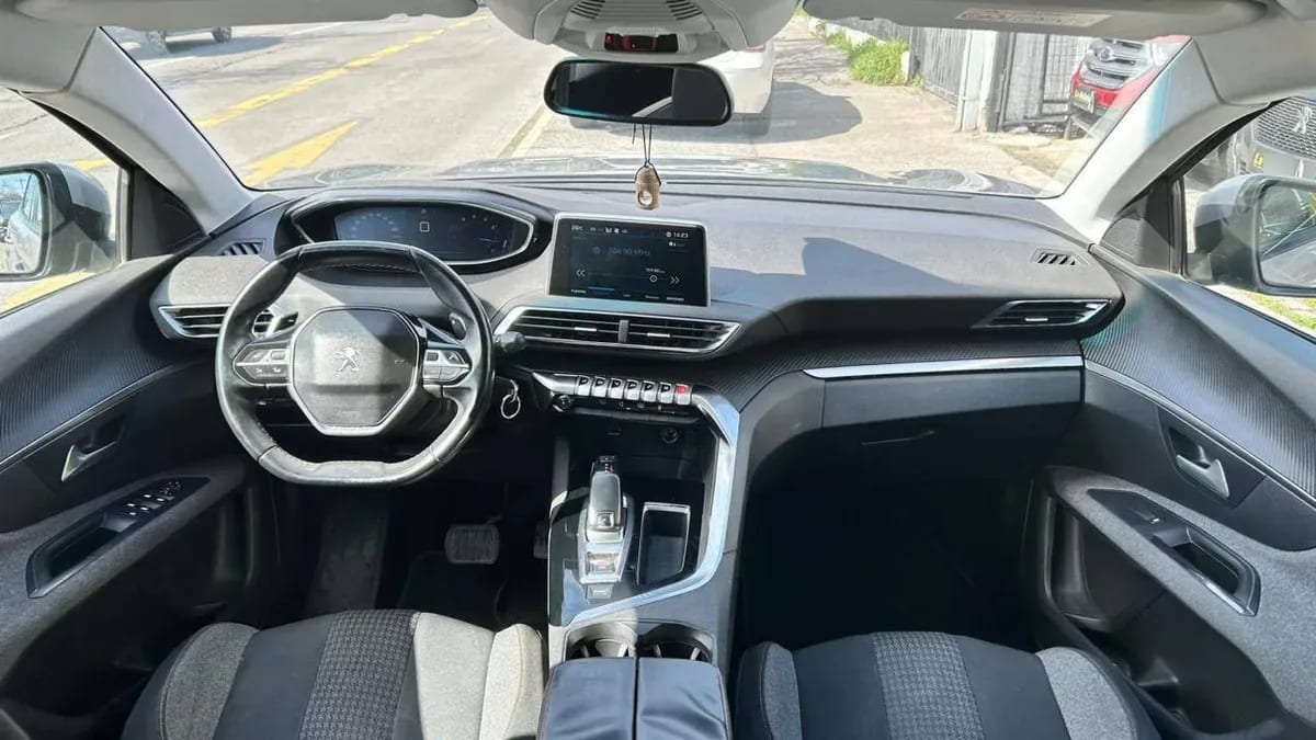 Peugeot 3008 1.6 Active 4x2 Thp 165hp Eat6 5p año 2018