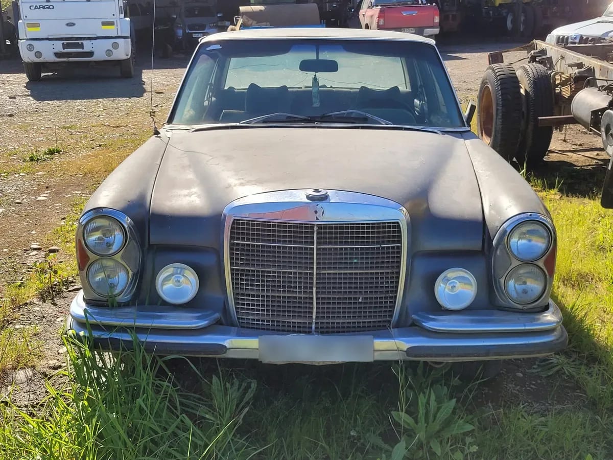 Mercedes Benz E280 No Sé La Versión año 1971