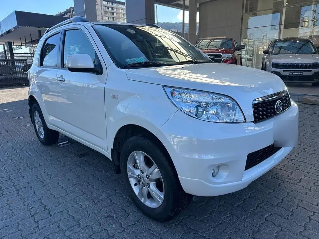 Toyota Rush Lujo 4x2 1.5 Mt año 2017