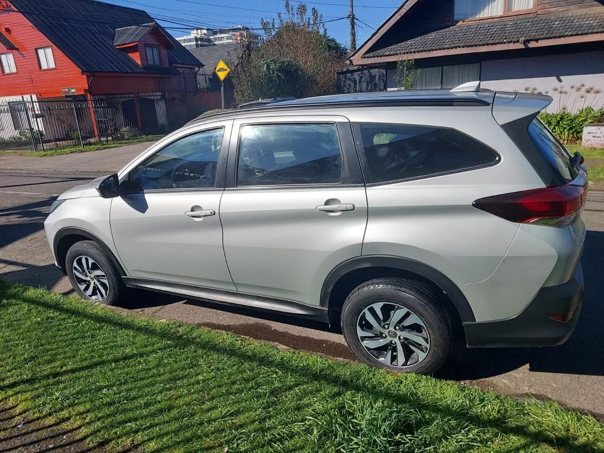 TOYOTA RUSH 1.5 Xli Mt año 2021