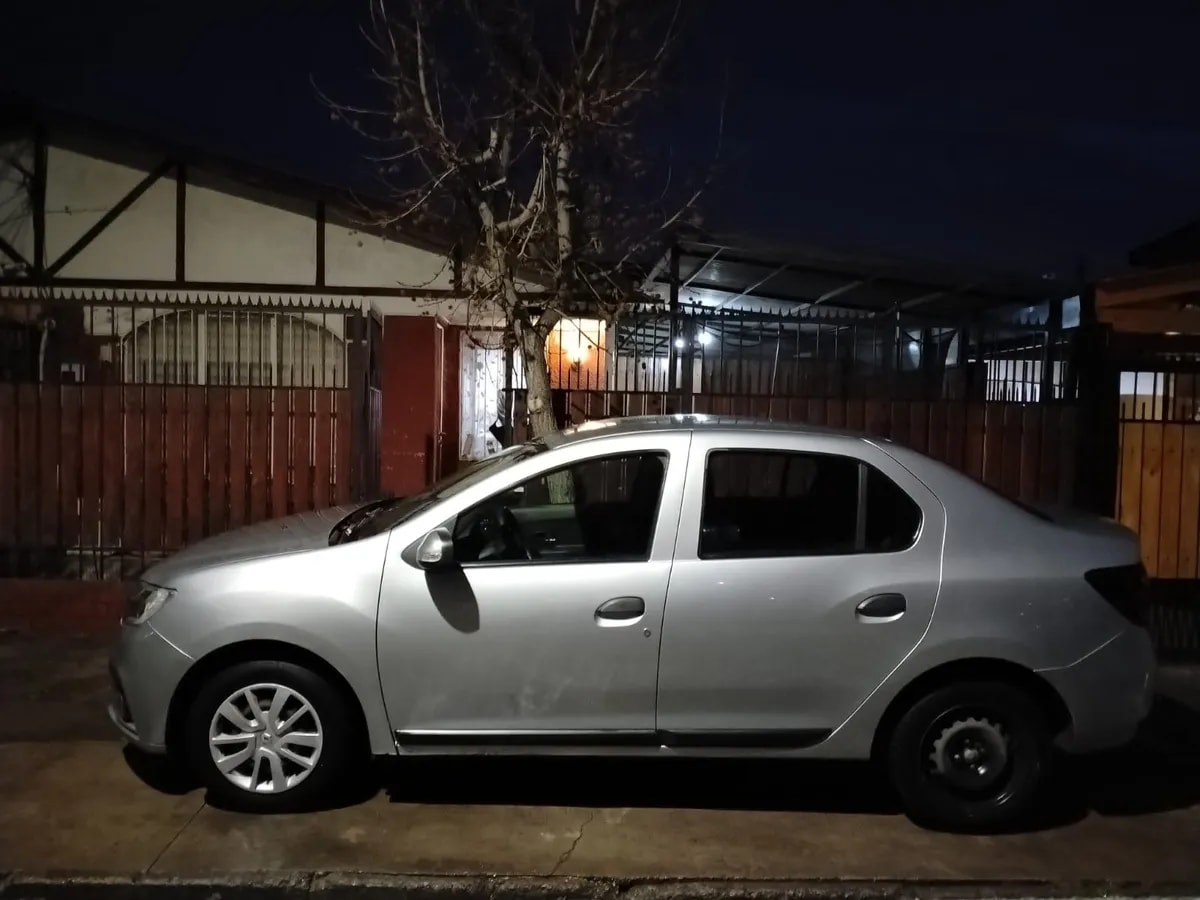 RENAULT SYMBOL 1.6 Zen Mt año 2021