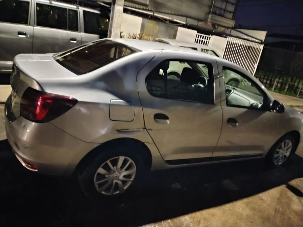 RENAULT SYMBOL 1.6 Zen Mt año 2021