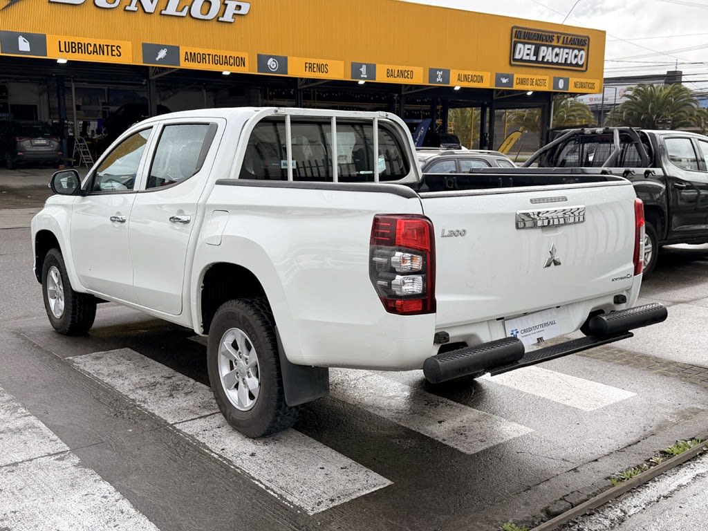 Mitsubishi L200 2.4 Katana Cr año 2023