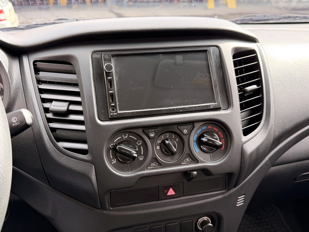 Mitsubishi L200 2.4 Katana Cr año 2023
