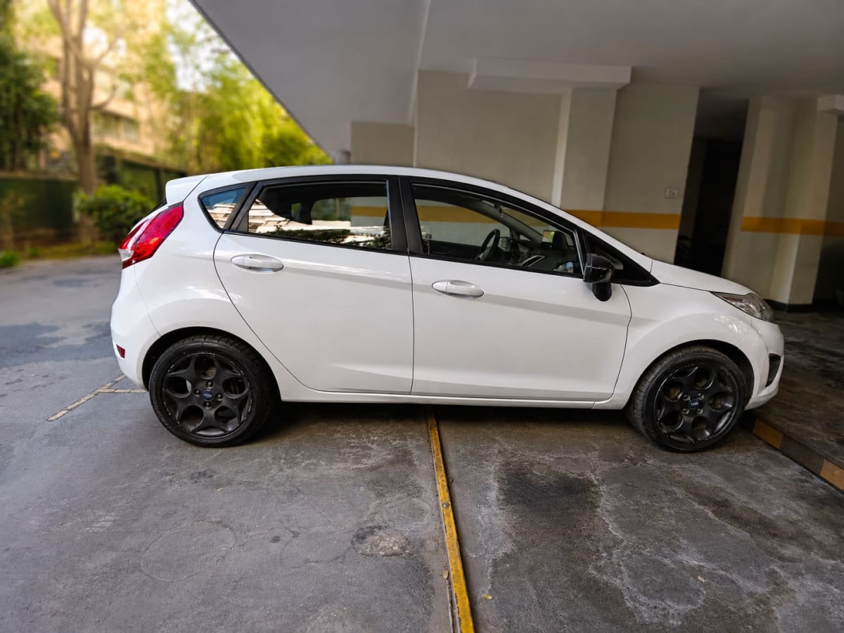 Ford Fiesta Se año 2013