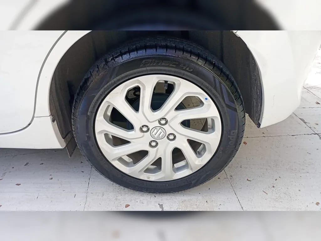 Suzuki Baleno Gls Mt año 2025