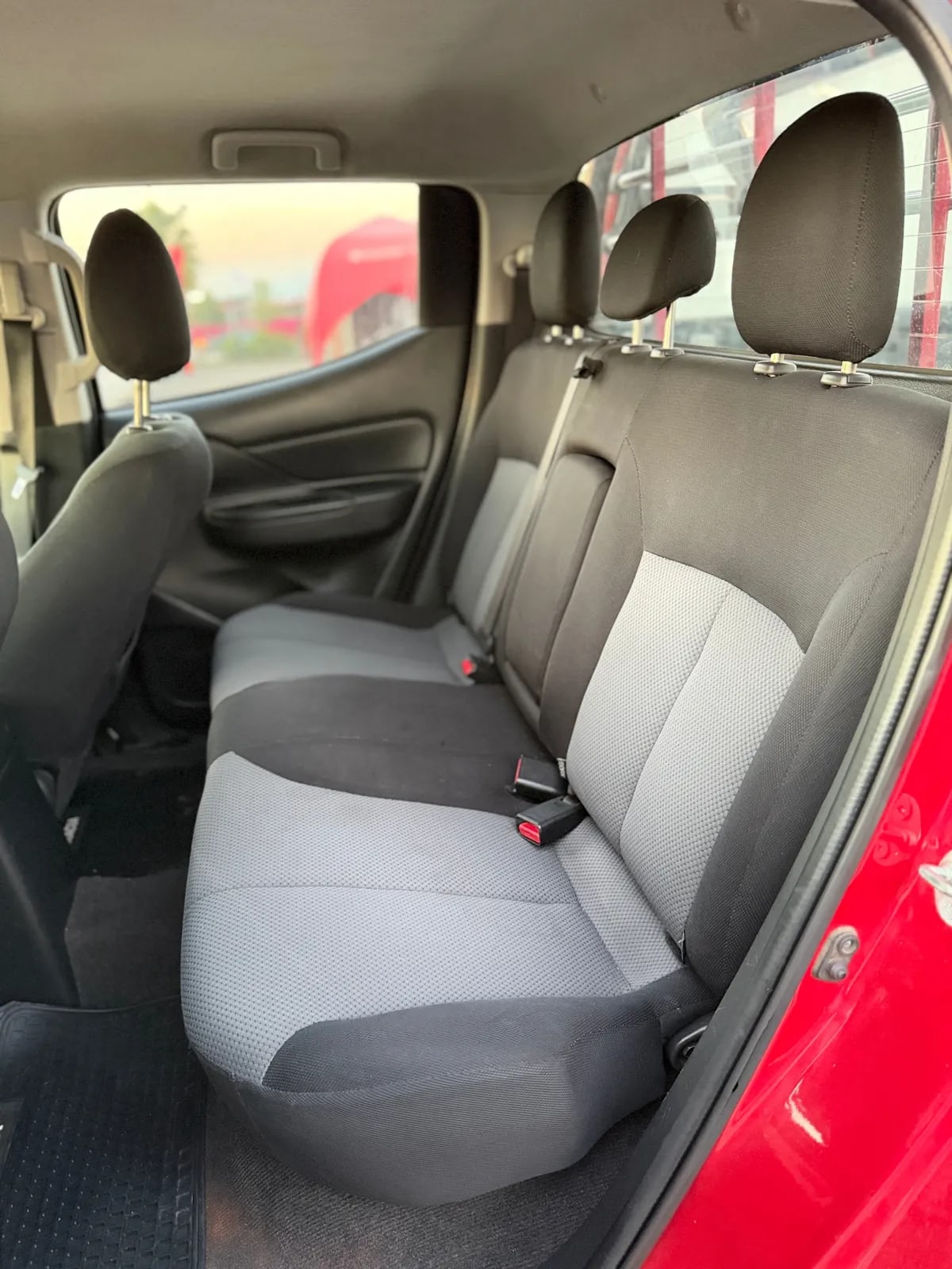 MITSUBISHI L200 2.4 Katana Crm Mt 4x4 Diesel año 2022