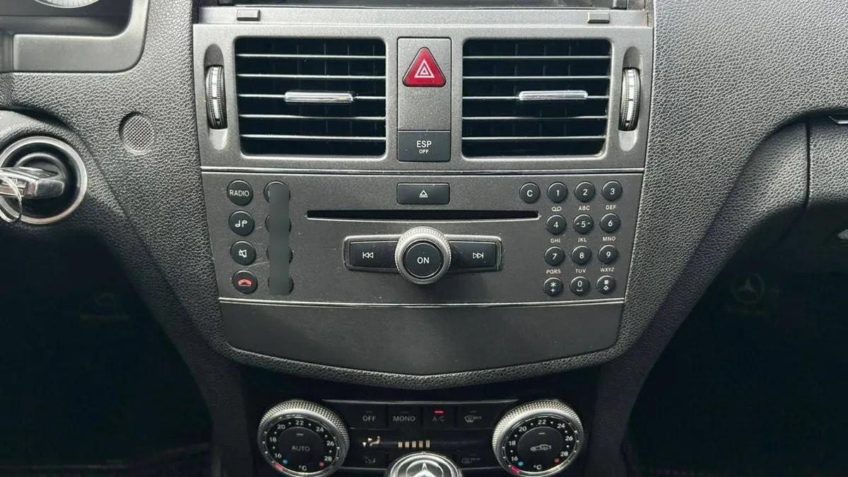 Mercedes-Benz C180 Cgi Blue Efficiency 1.8 Aut año 2011