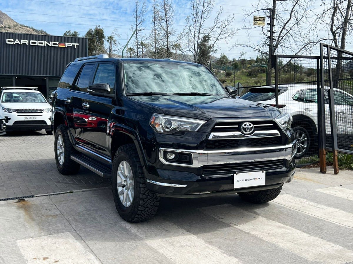 Toyota 4 Runner Limited 4x4 año 2021