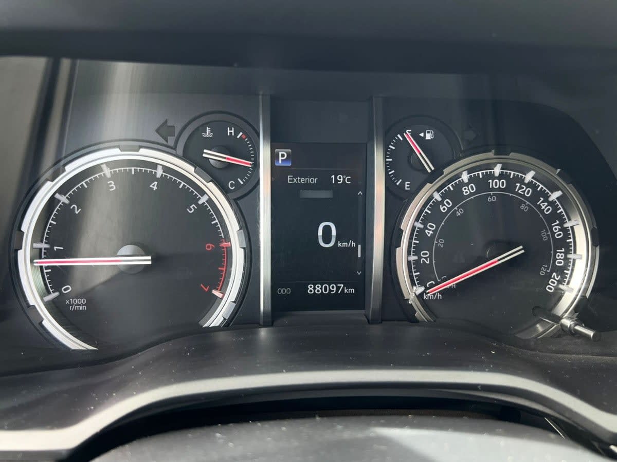 Toyota 4 Runner Limited 4x4 año 2021