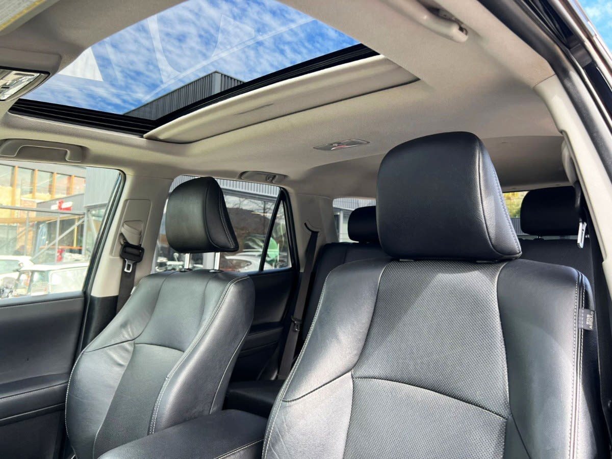 Toyota 4 Runner Limited 4x4 año 2021