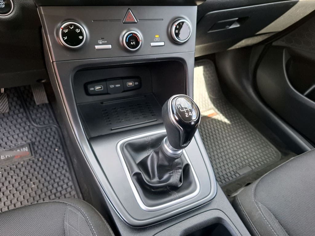 Hyundai Creta Su2id Mpi 1.5 año 2024