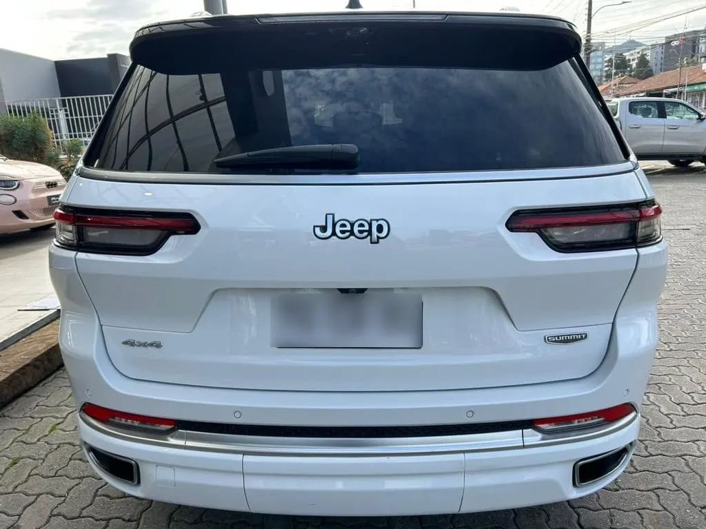 Jeep Cherokee L Summit 4x4 3.6 Aut año 2024