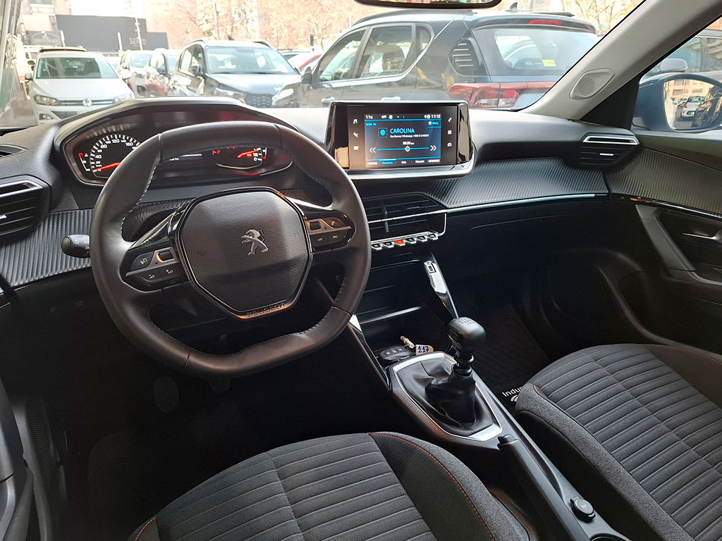 Peugeot 2008 1.2 Active Puretech año 2023