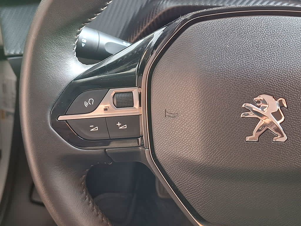 Peugeot 2008 1.2 Active Puretech año 2023