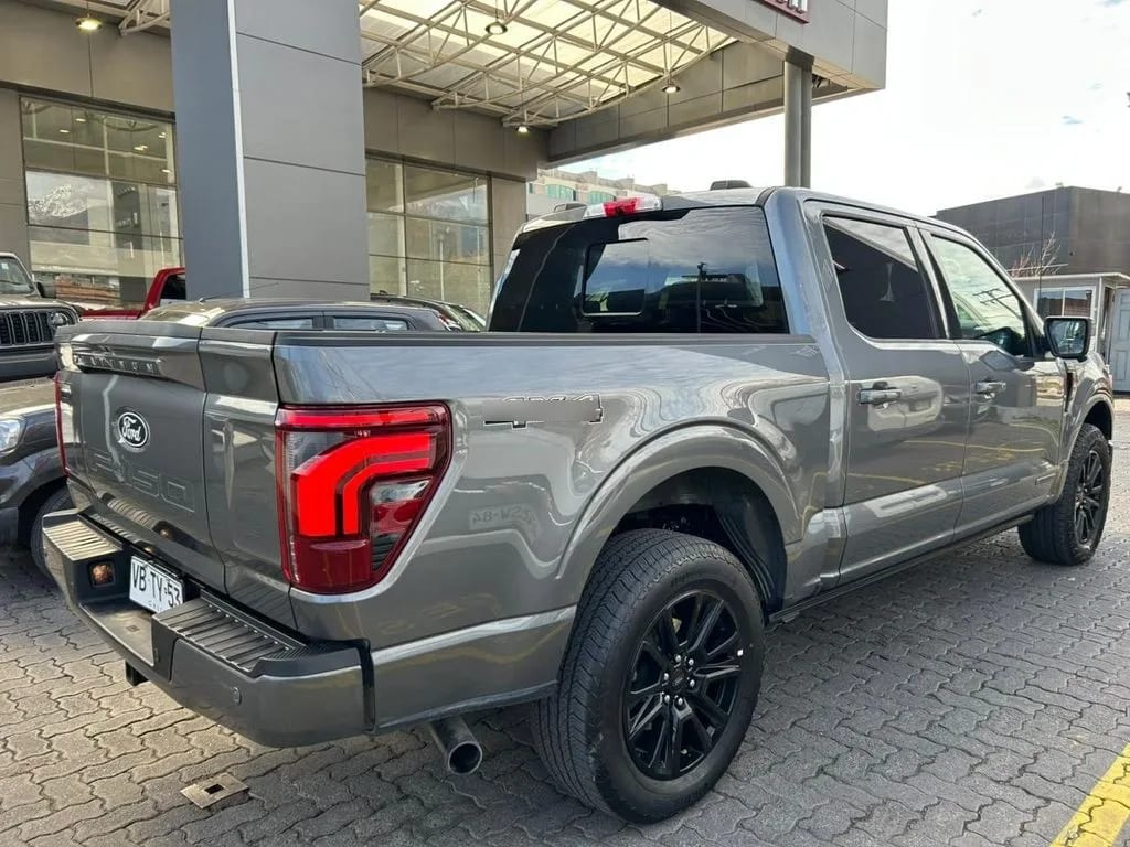 Ford F-150 Fhev Platinum 4x4 3.5 Aut año 2025