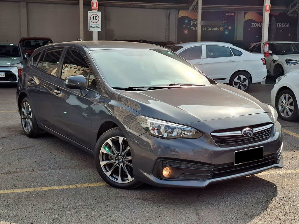 Subaru Impreza Cvt 4x4 2.0 At año 2021
