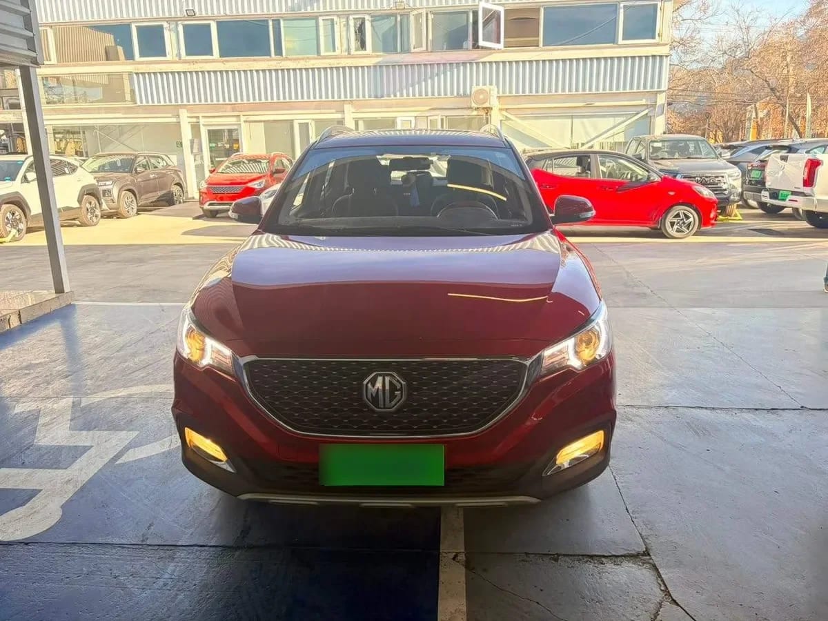 MG Mg Zs 1.5 Std 4x2 Mt 5p año 2023