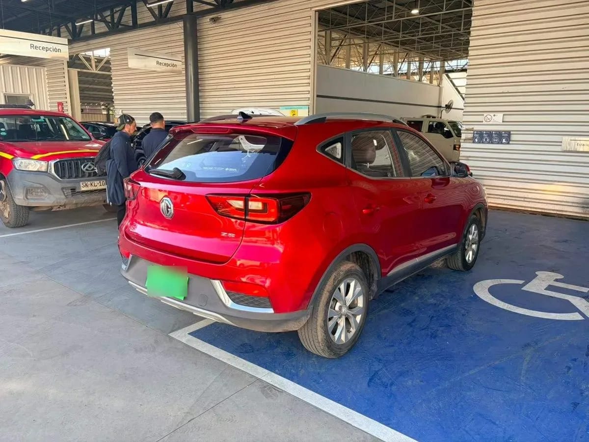 MG Mg Zs 1.5 Std 4x2 Mt 5p año 2023