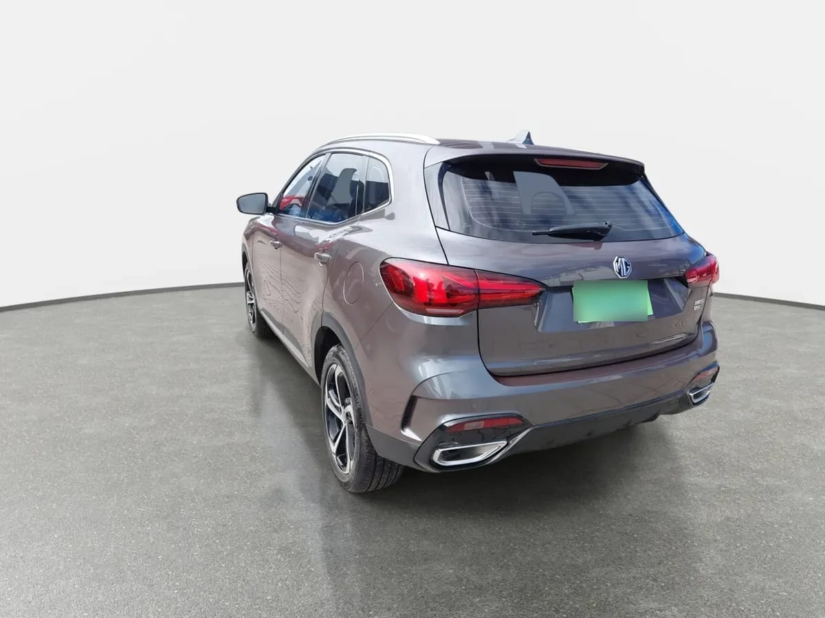 MG Hs 1.5t Dlx 2wd Dct At 5p año 2025