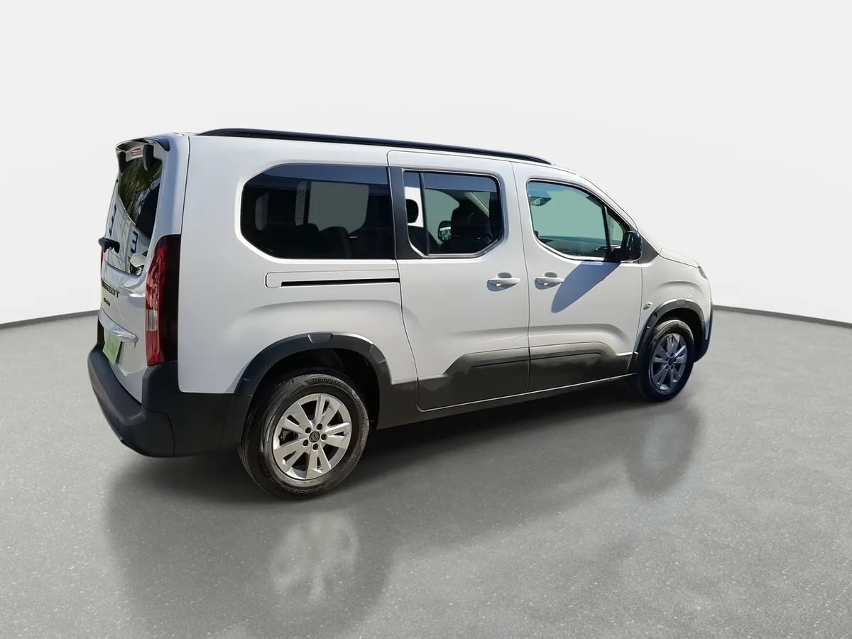 Peugeot Rifter 1.2 Mca Allure Puretech 130 4x2 Eat8 5p año 2026