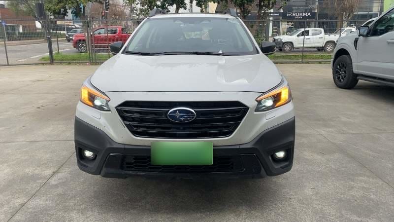 Subaru Outback 2.5i Field Edition Awd Cvt At 5p año 2023