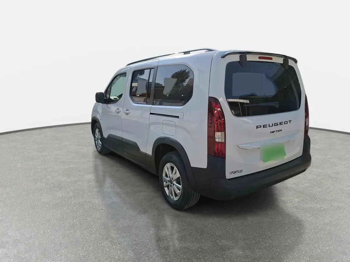 Peugeot Rifter 1.2 Mca Allure Puretech 130 4x2 Eat8 5p año 2026