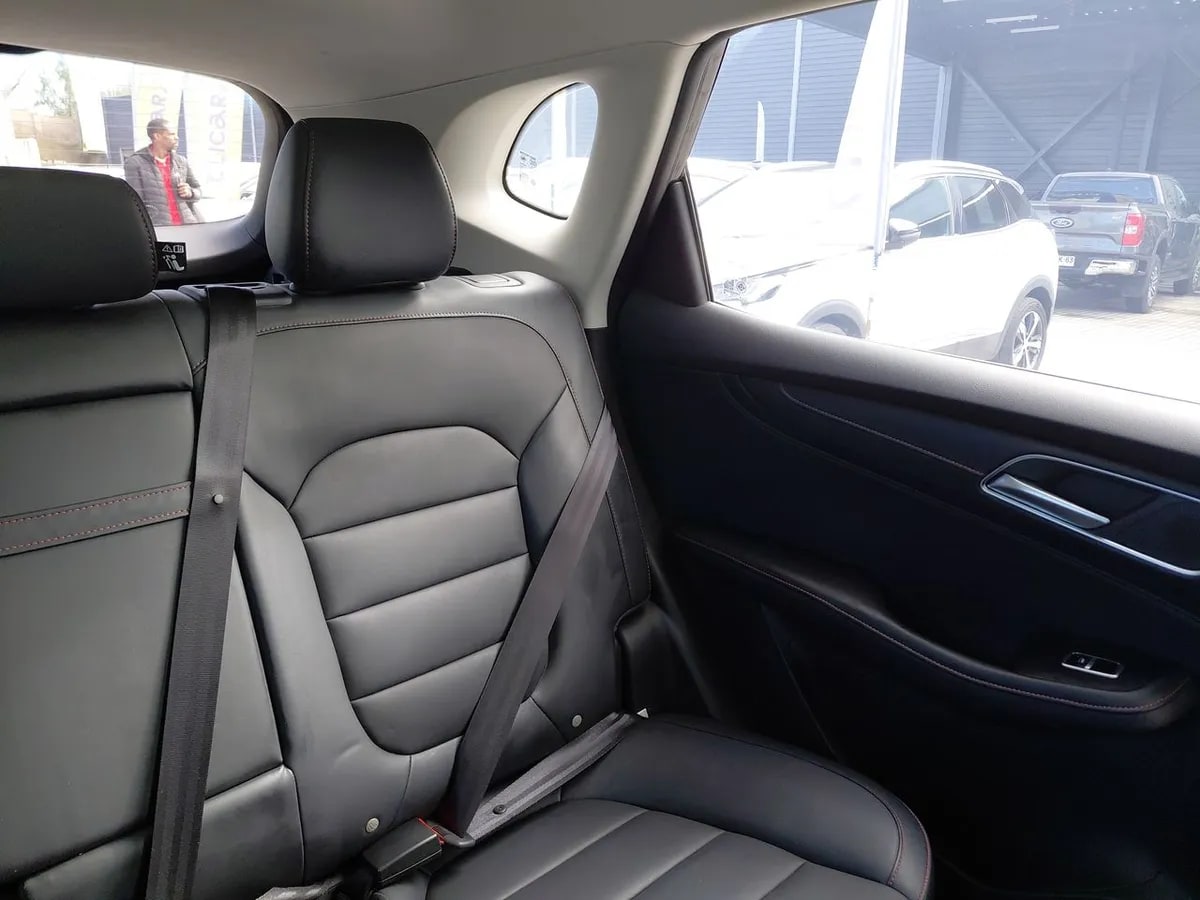 MG Hs 1.5t Dlx 2wd Dct At 5p año 2025