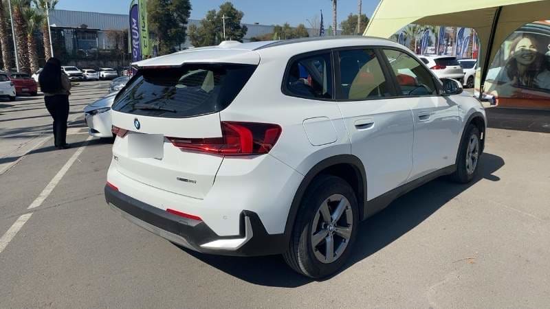 BMW X1 1.5t 18i Dynamic S-Drive 4x2 At 5p año 2025